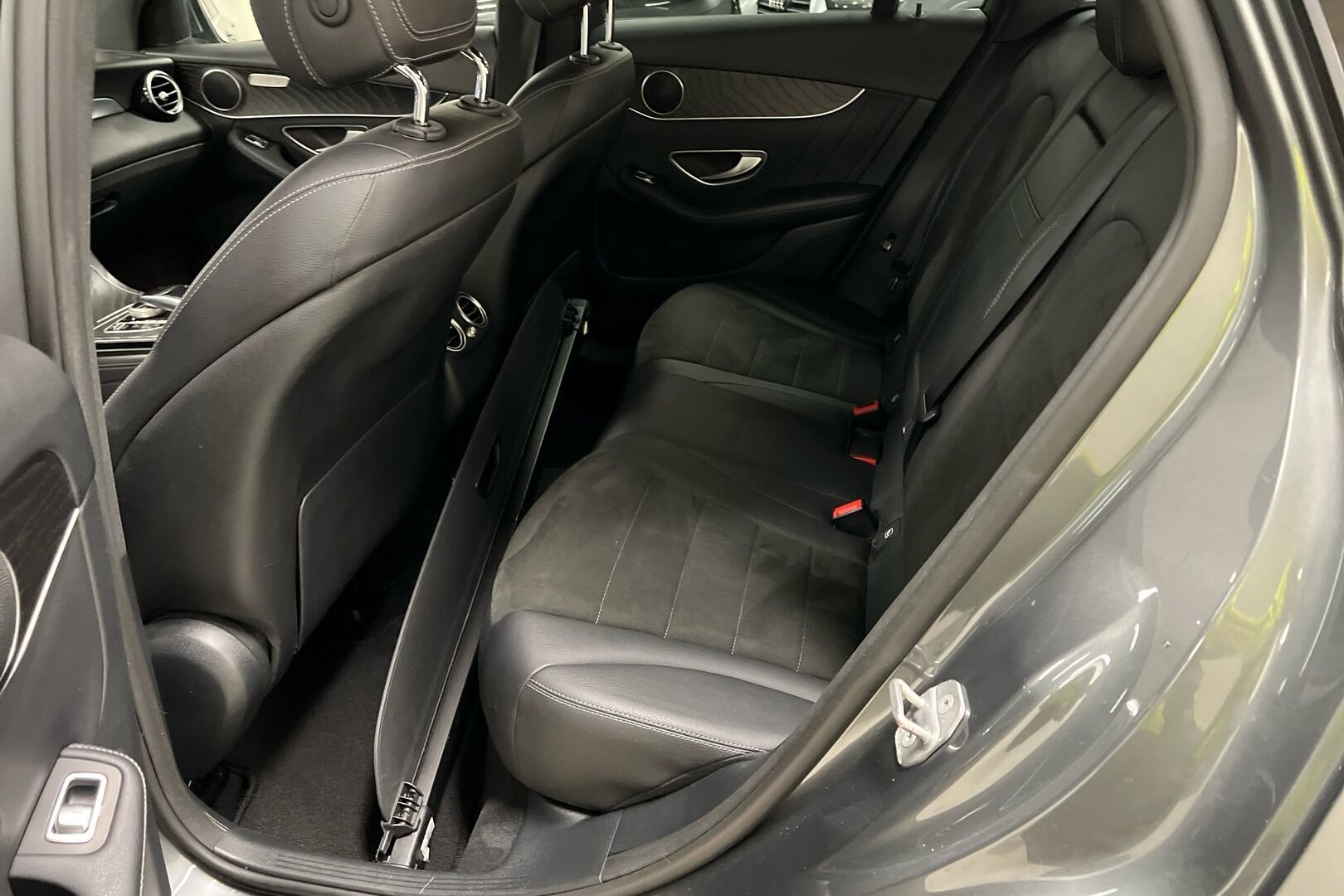 Mercedes-Benz GLC iso kuva 7