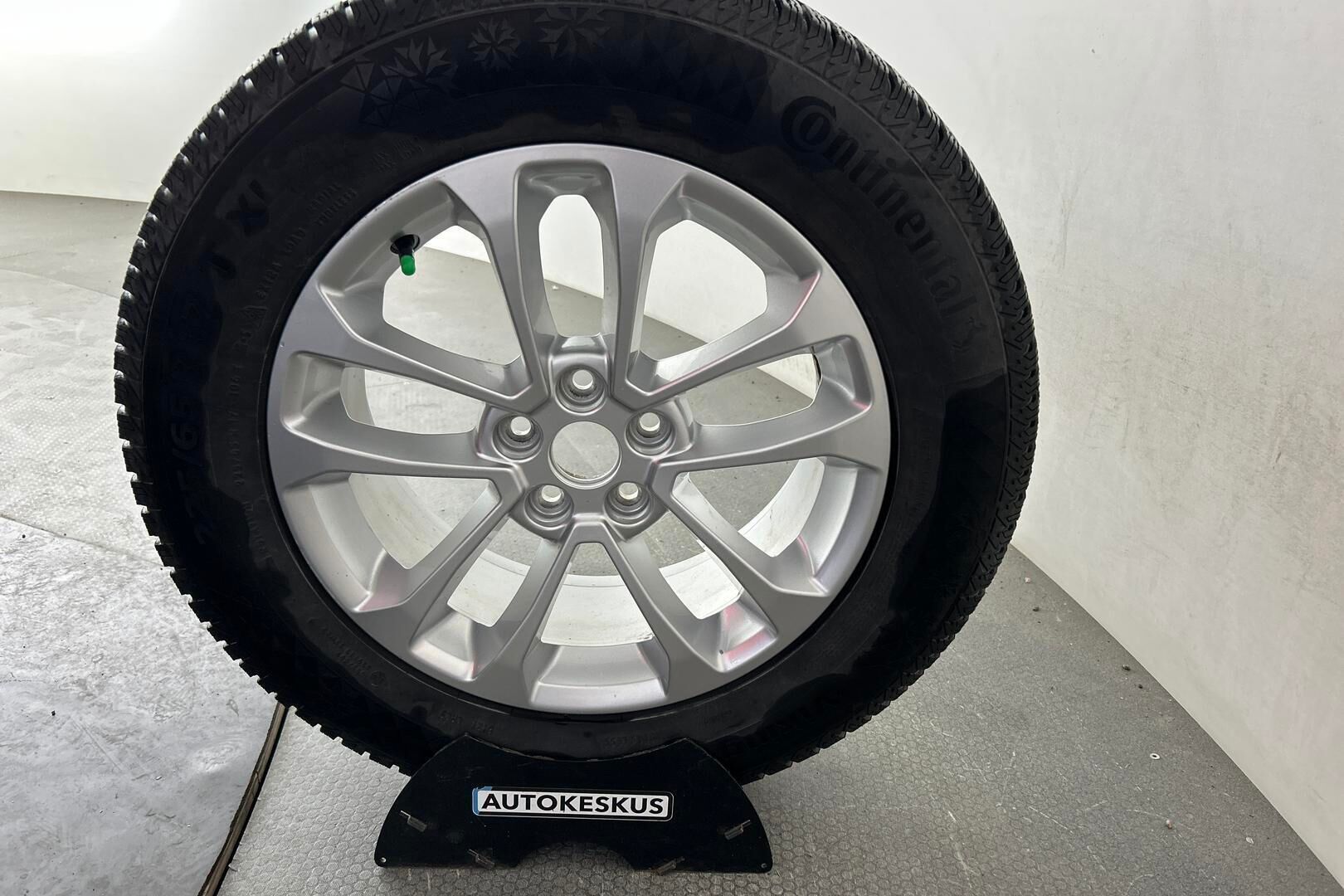 Ford Kuga iso kuva 26