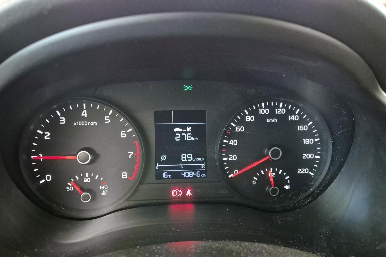 Kia Stonic iso kuva 13