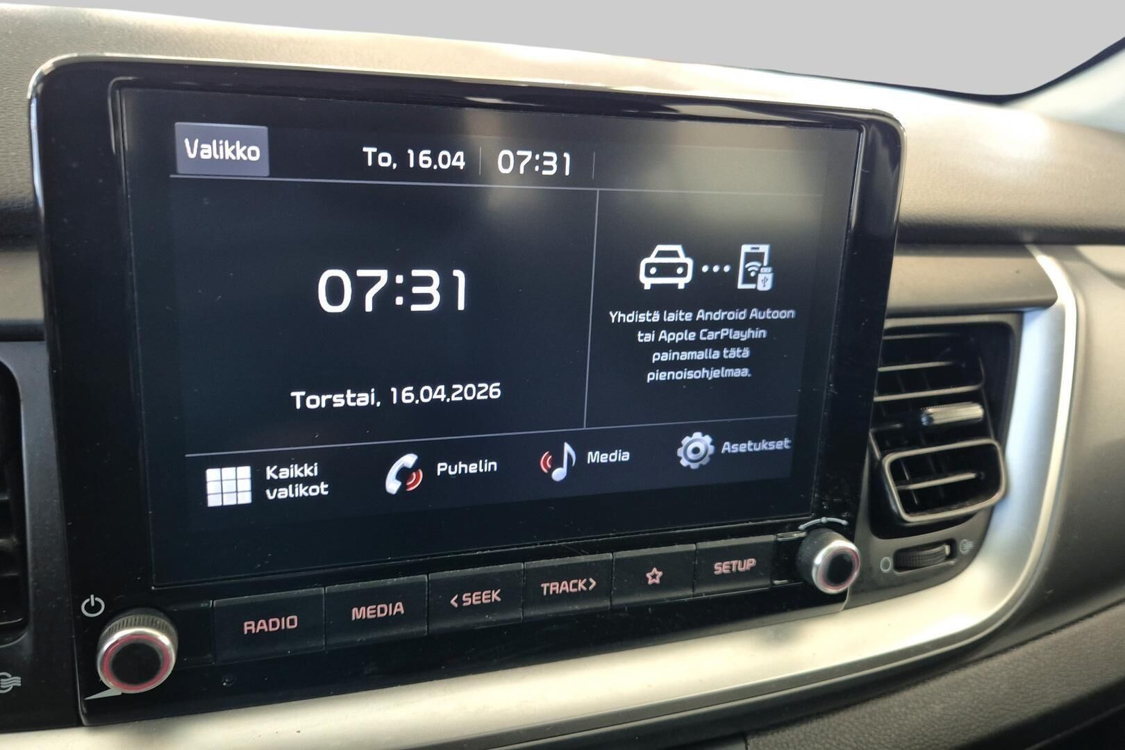 Kia Stonic iso kuva 14