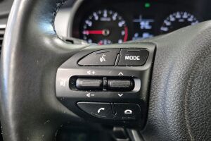 Kia Stonic esikatselu 18