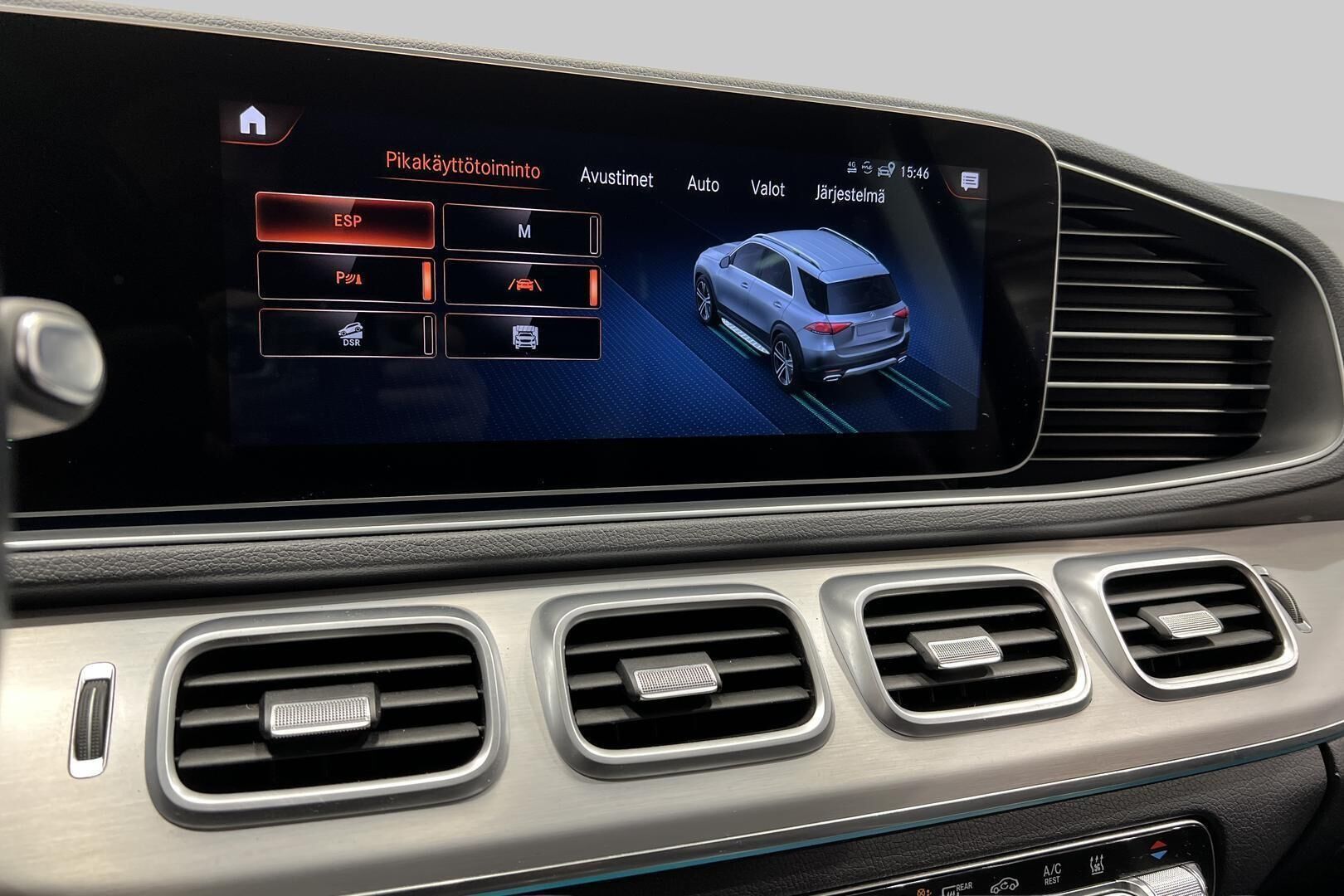 Mercedes-Benz GLE iso kuva 18