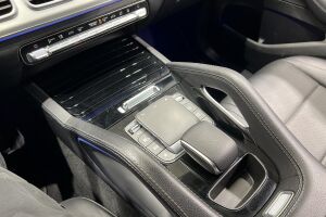 Mercedes-Benz GLE esikatselu 26
