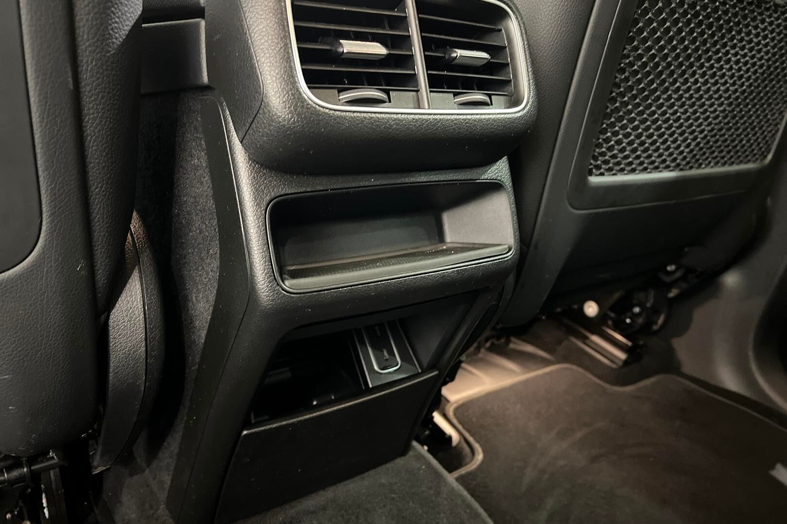 Mercedes-Benz GLE iso kuva 32