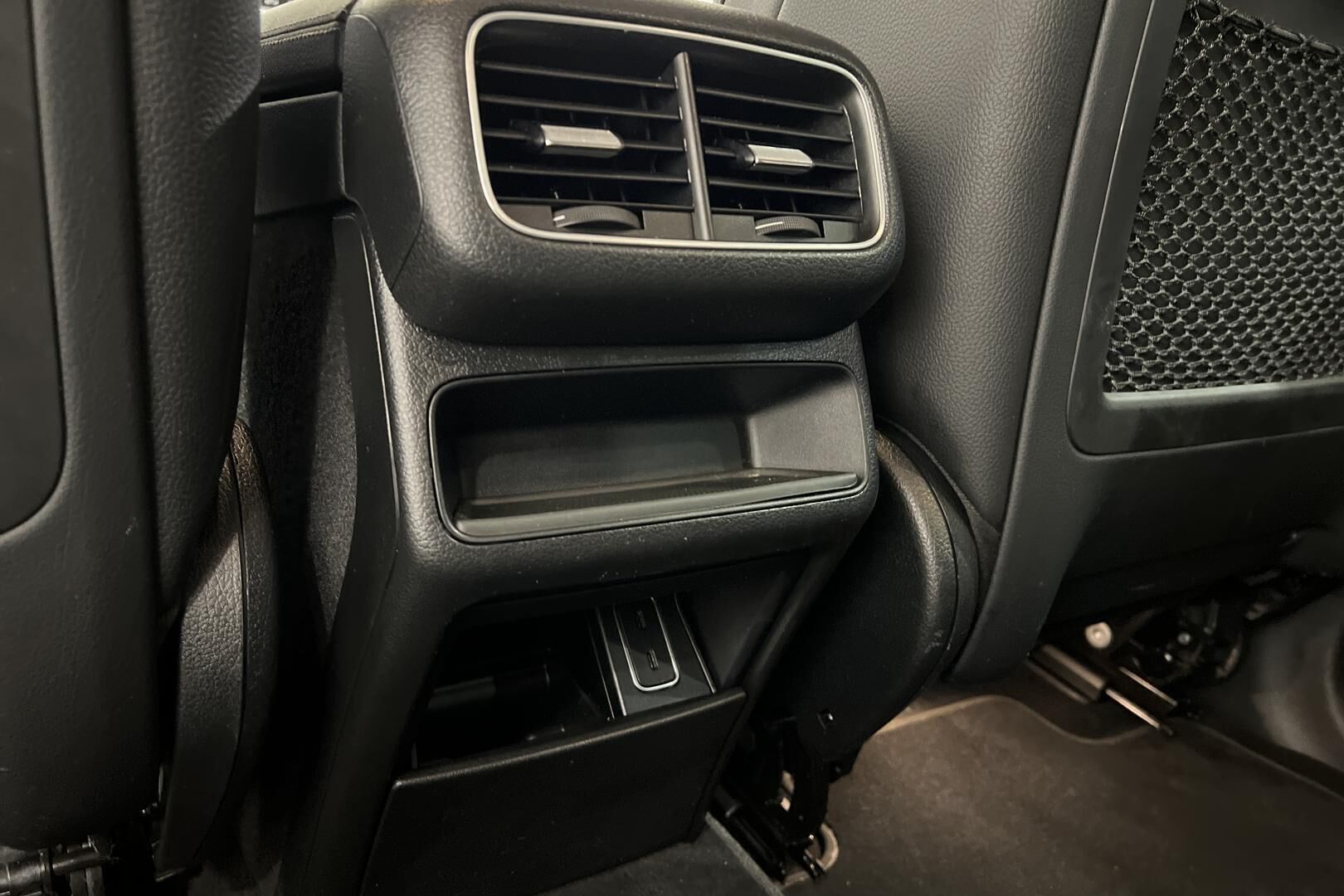 Mercedes-Benz GLE iso kuva 33