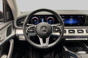 Mercedes-Benz GLE esikatselu 33