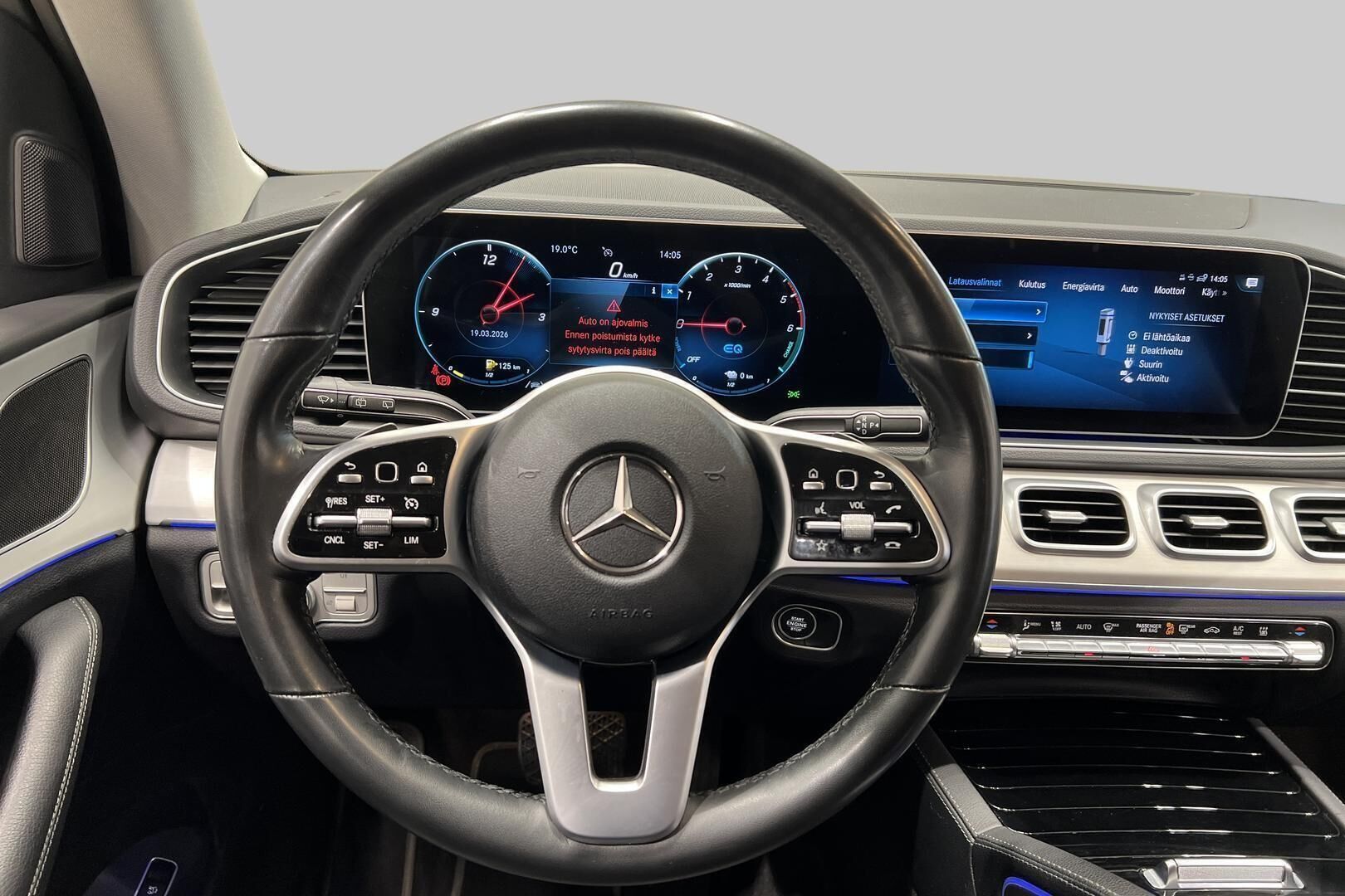 Mercedes-Benz GLE iso kuva 34