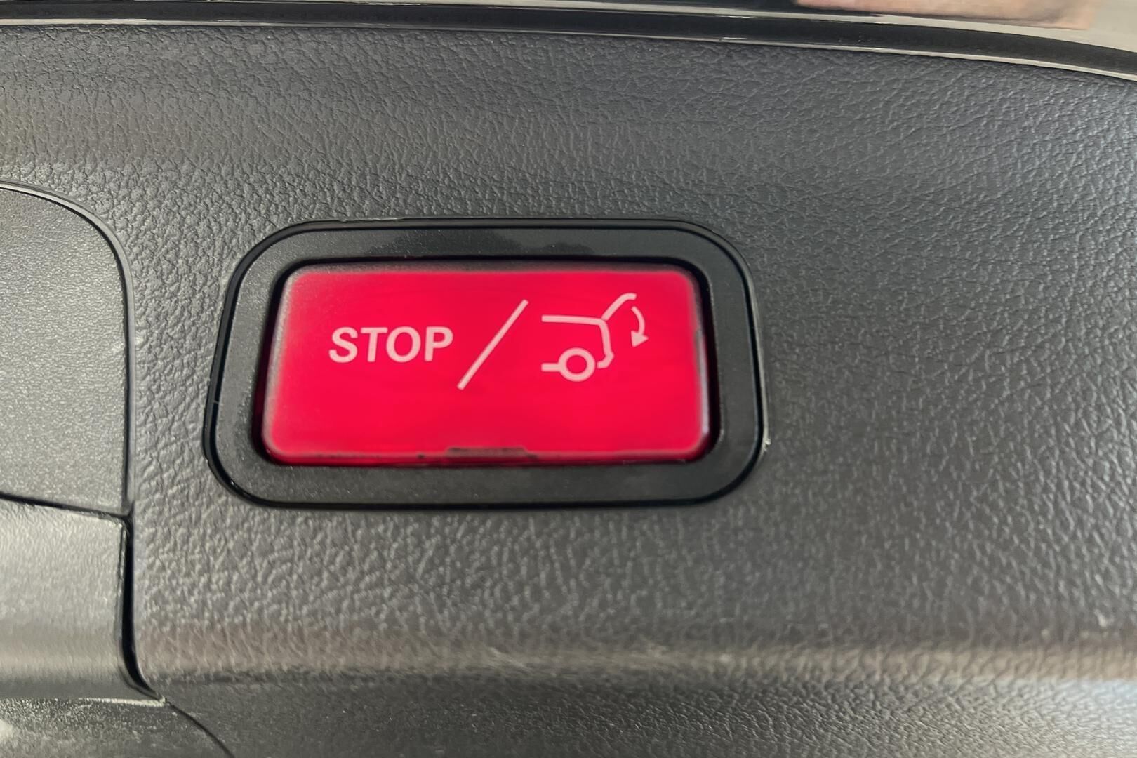 Mercedes-Benz GLE iso kuva 36