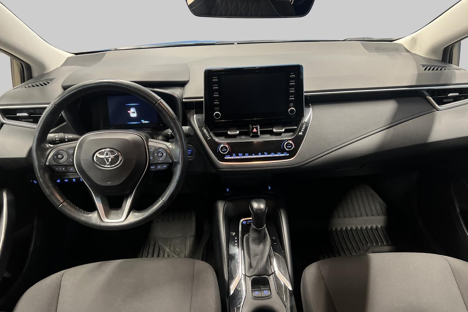 Toyota Corolla iso kuva 19