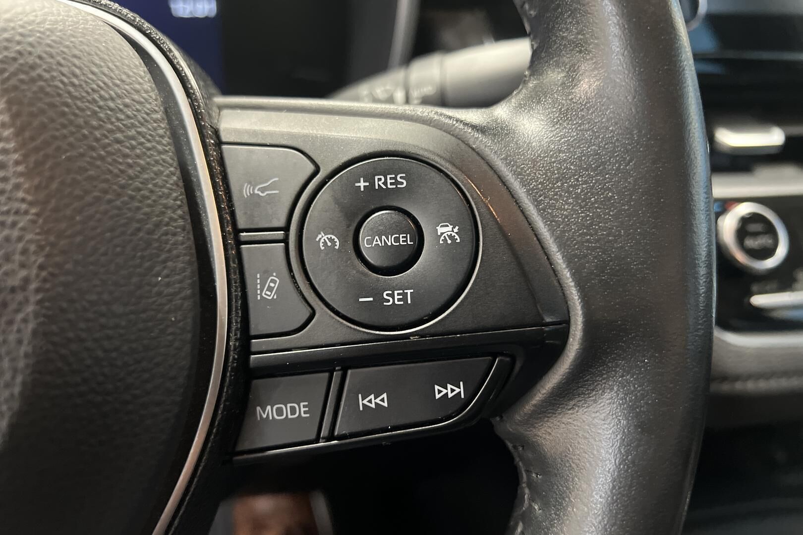 Toyota Corolla iso kuva 13