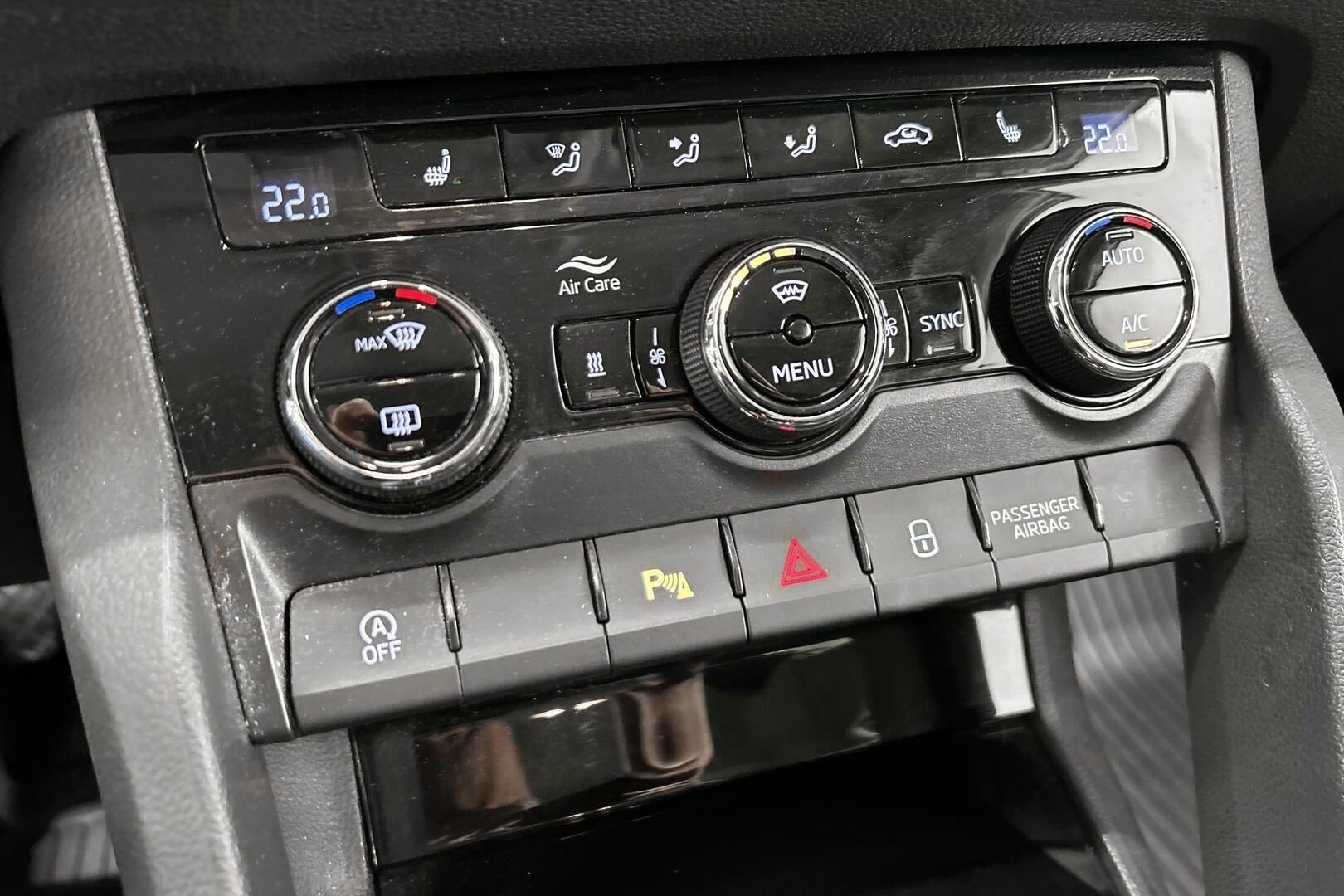 Skoda Karoq iso kuva 20