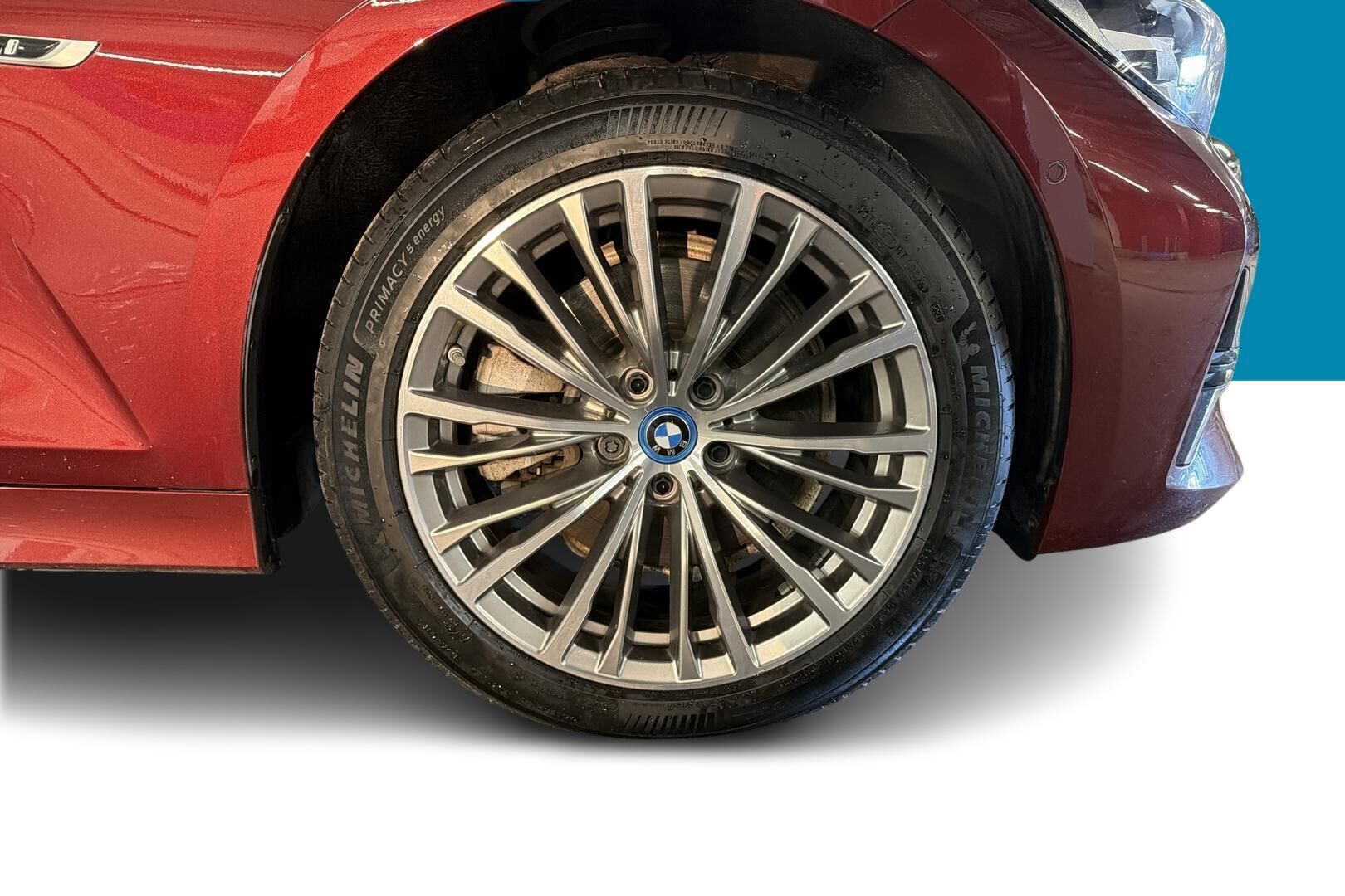BMW 3-sarja iso kuva 33