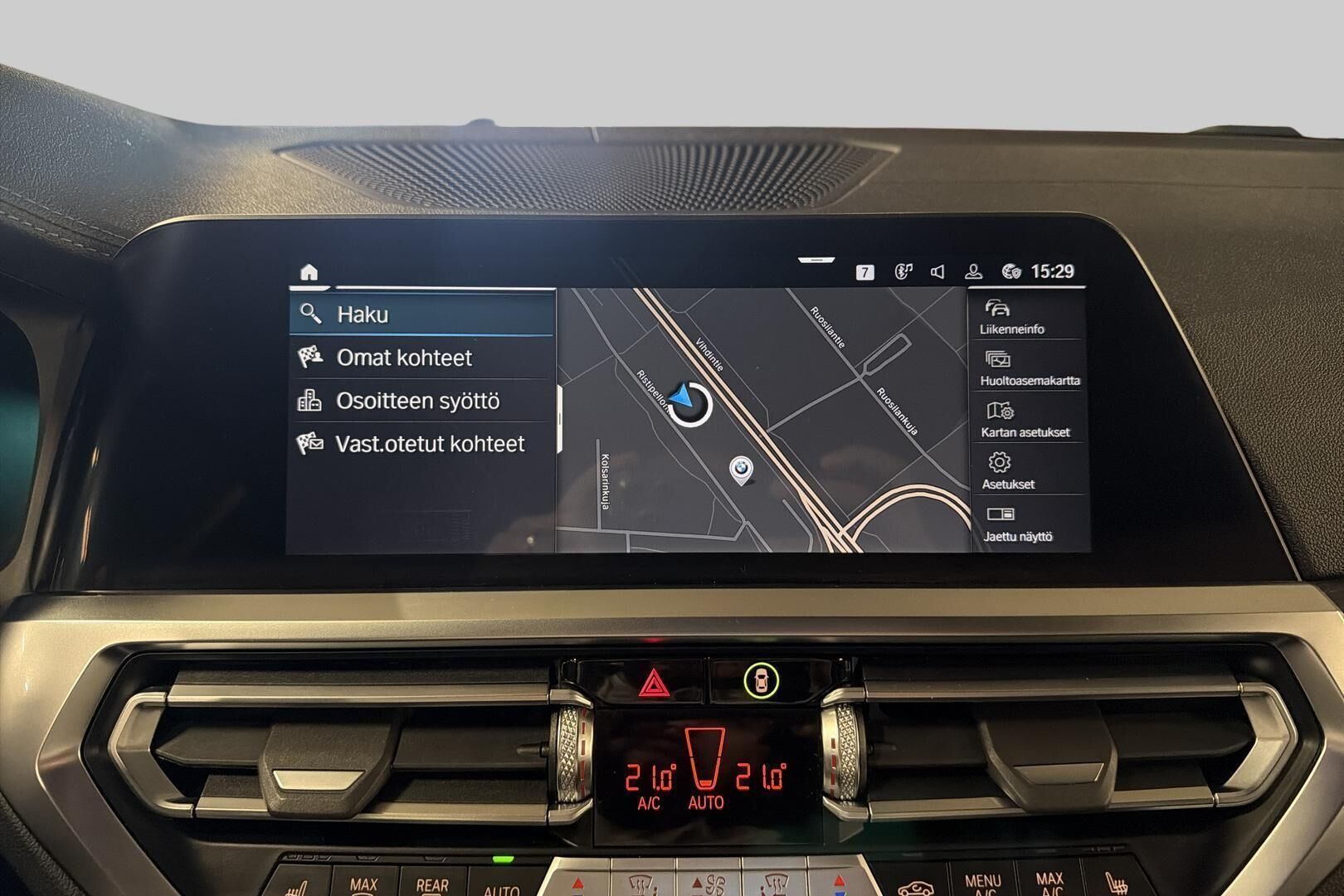 BMW 3-sarja iso kuva 24