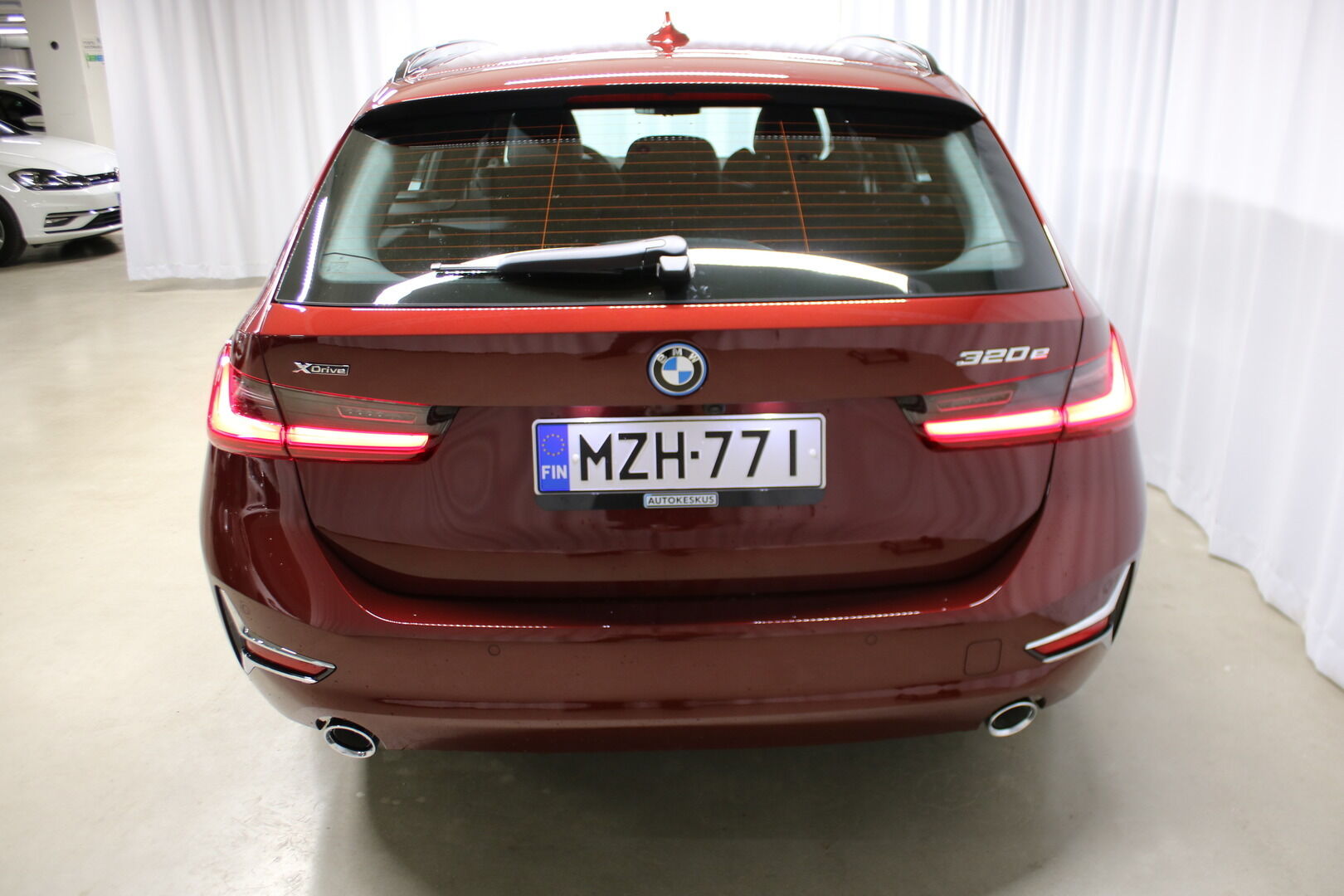 BMW 3-sarja iso kuva 5