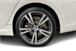 BMW 3-sarja esikatselu 12