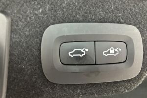 Volvo S90 esikatselu 13