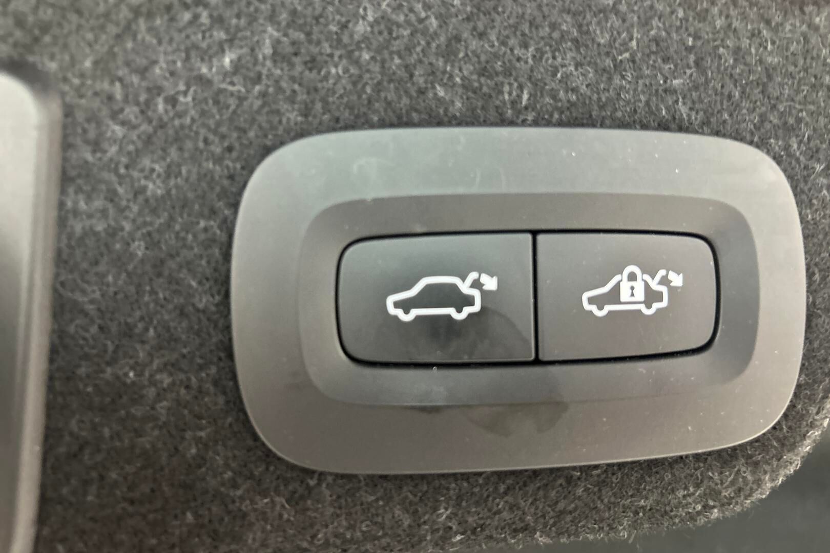 Volvo S90 iso kuva 8