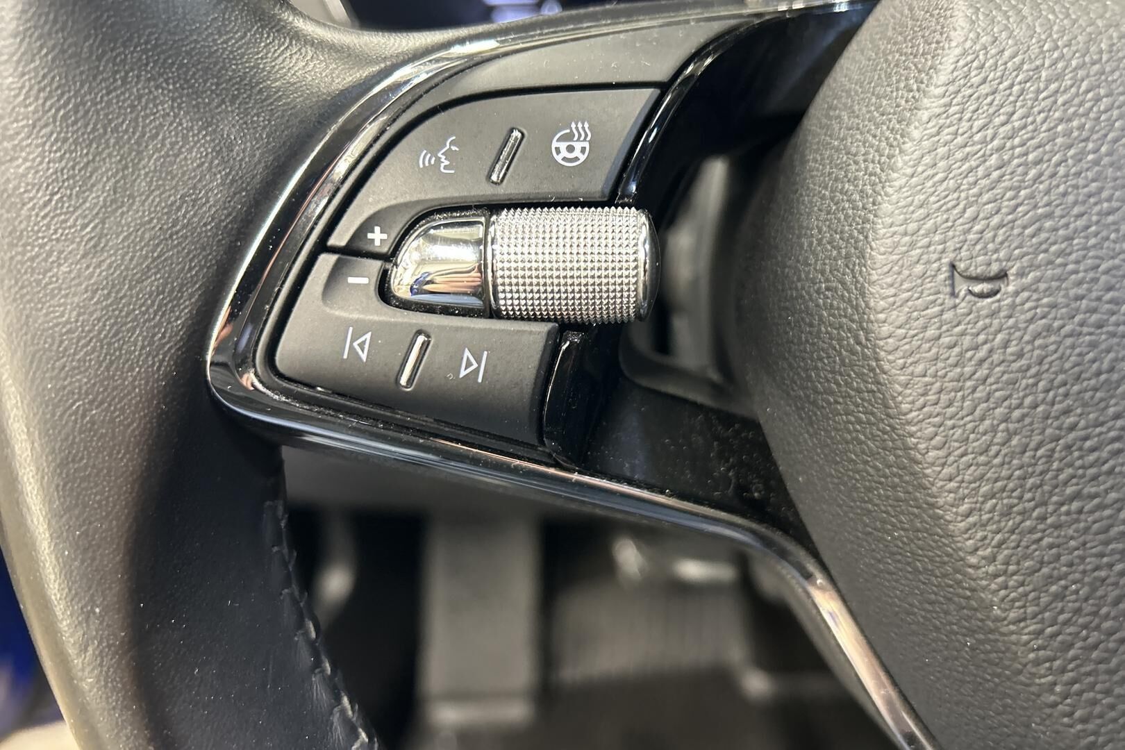 Skoda Octavia iso kuva 15