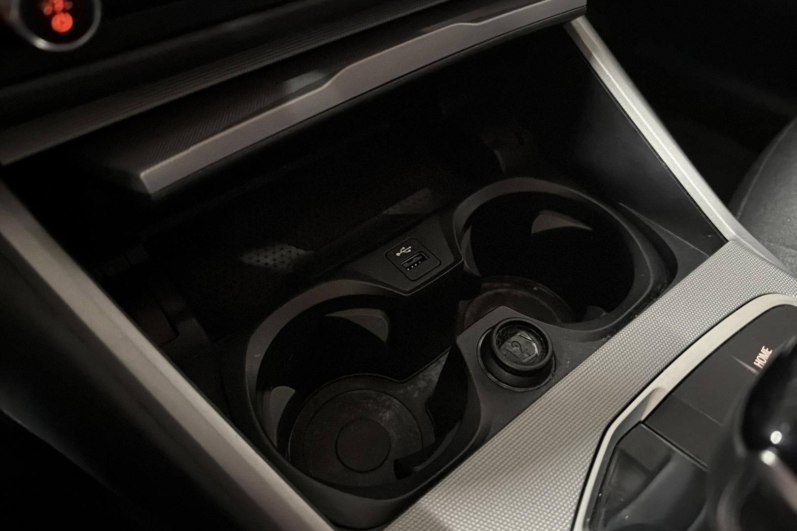 BMW 3-sarja iso kuva 27
