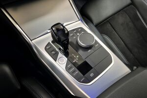 BMW 3-sarja esikatselu 17