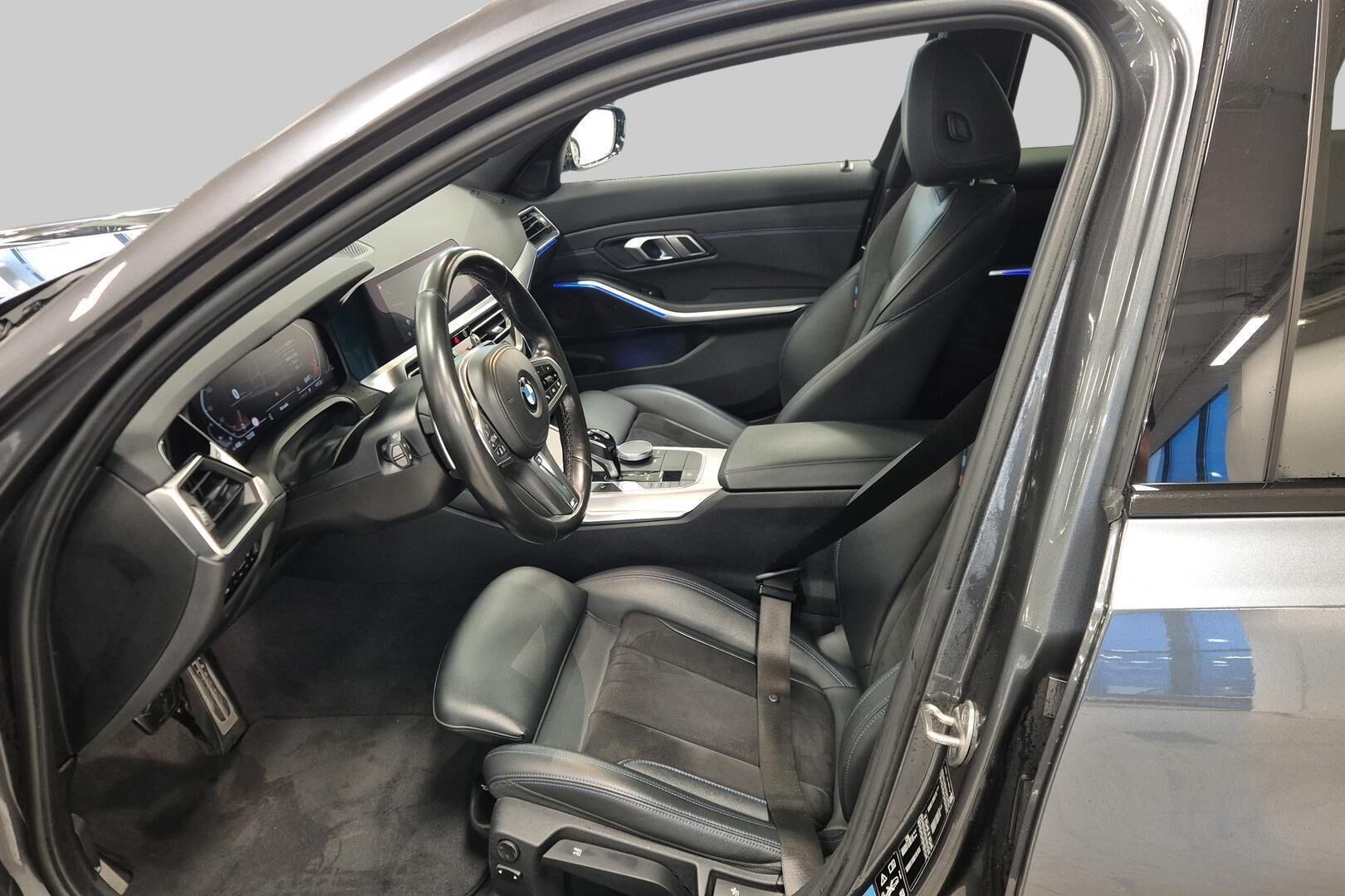BMW 3-sarja iso kuva 9