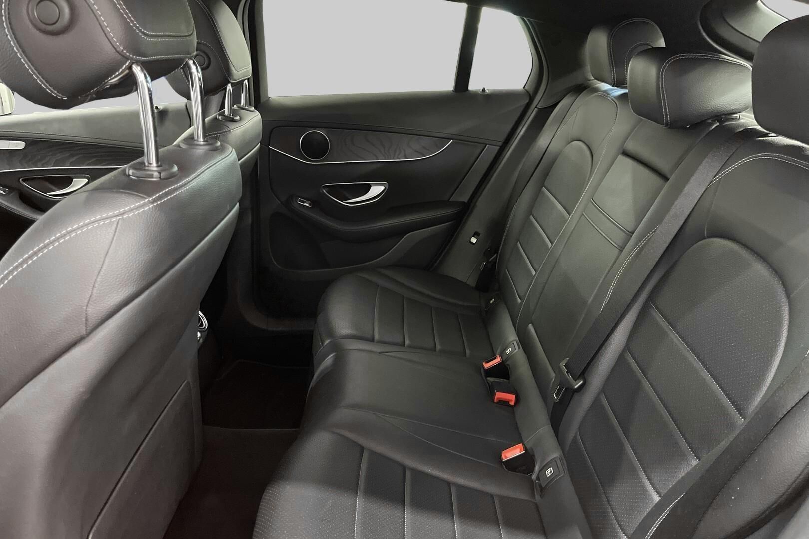 MERCEDES-BENZ GLC iso kuva 10