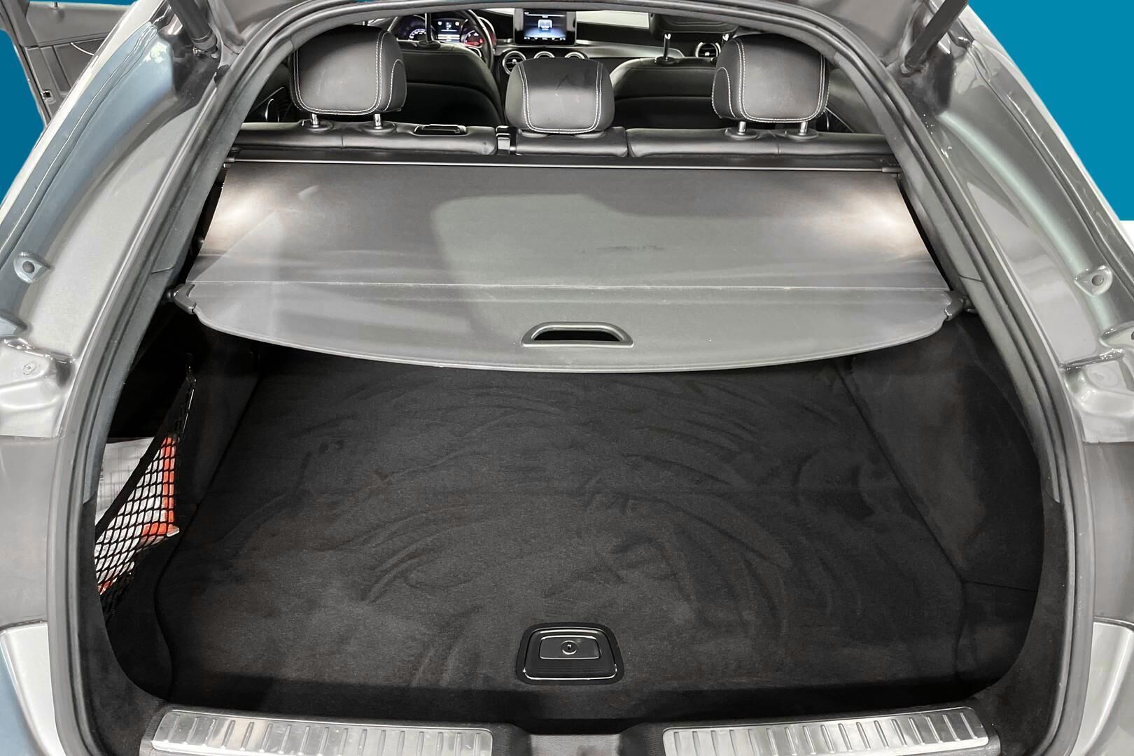 MERCEDES-BENZ GLC iso kuva 12