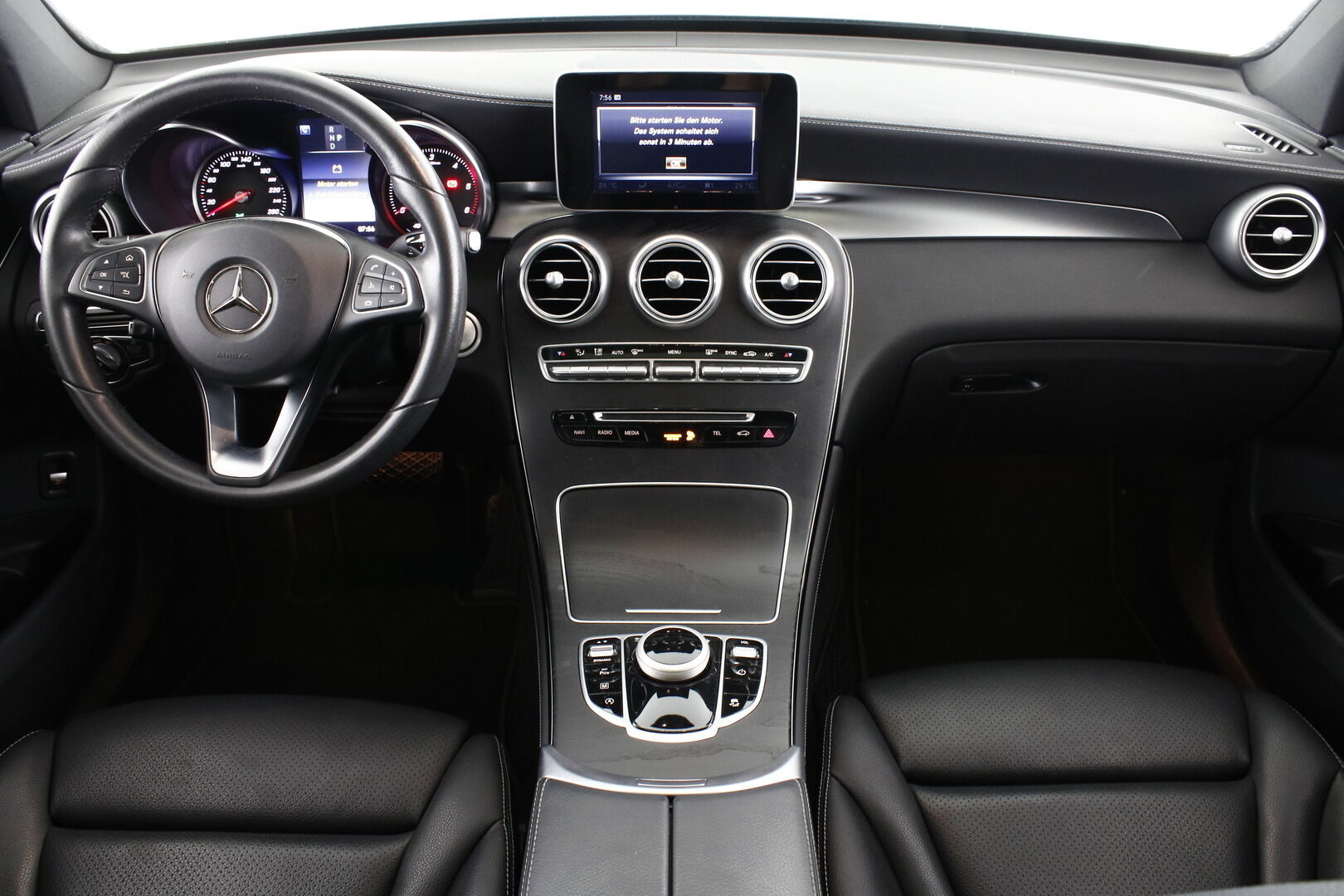MERCEDES-BENZ GLC iso kuva 2