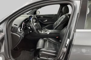 MERCEDES-BENZ GLC esikatselu 9