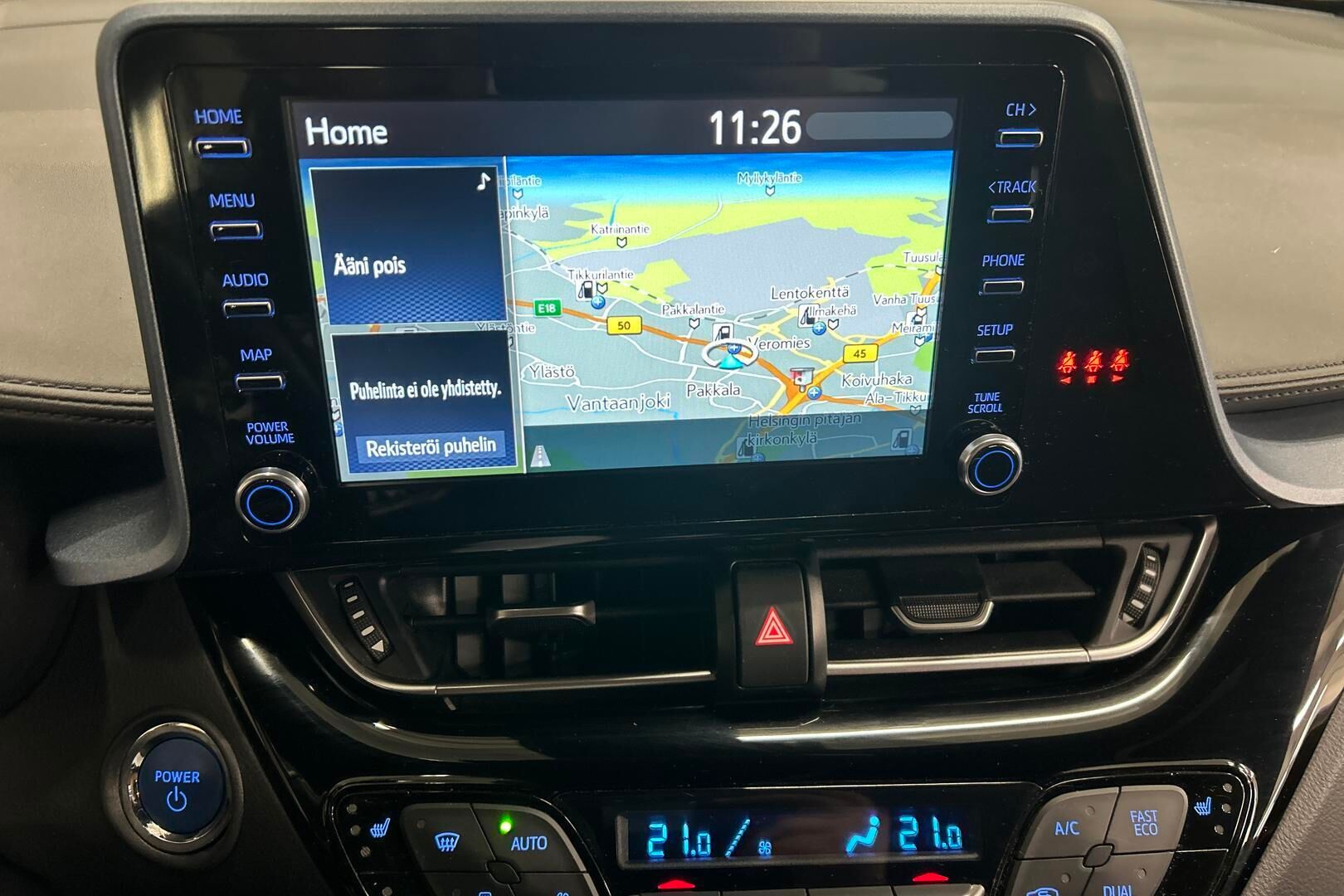 Toyota C-HR iso kuva 17