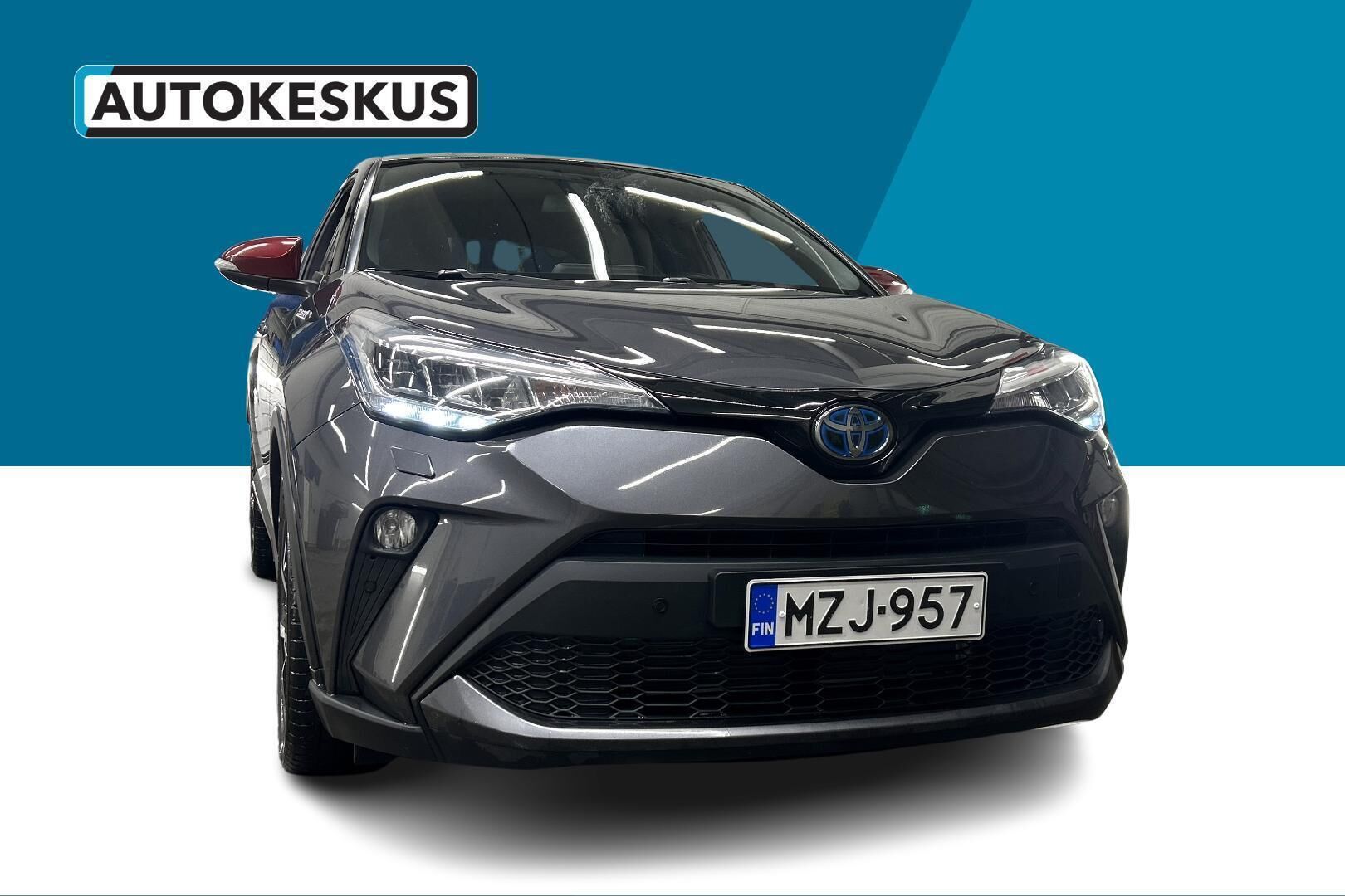 Toyota C-HR iso kuva 3