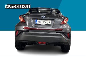 Toyota C-HR esikatselu 5