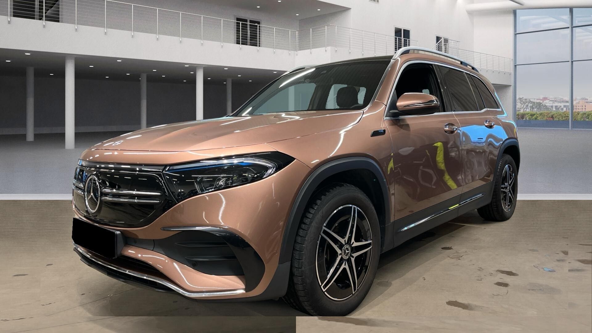 MERCEDES-BENZ EQB iso kuva 0