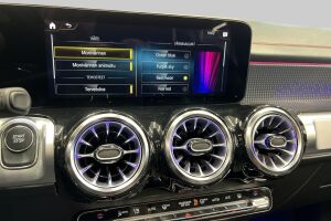 MERCEDES-BENZ EQB esikatselu 13