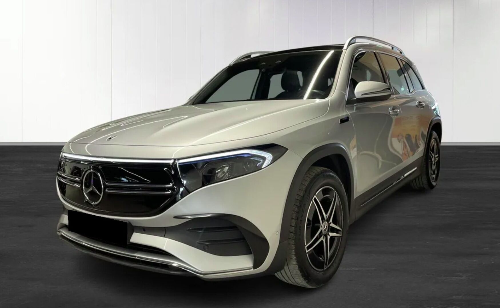 MERCEDES-BENZ EQB iso kuva 0