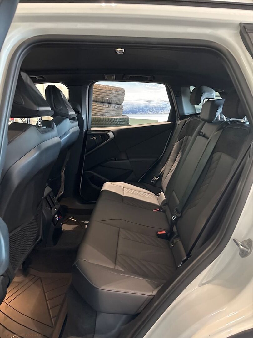 BMW X3 iso kuva 4