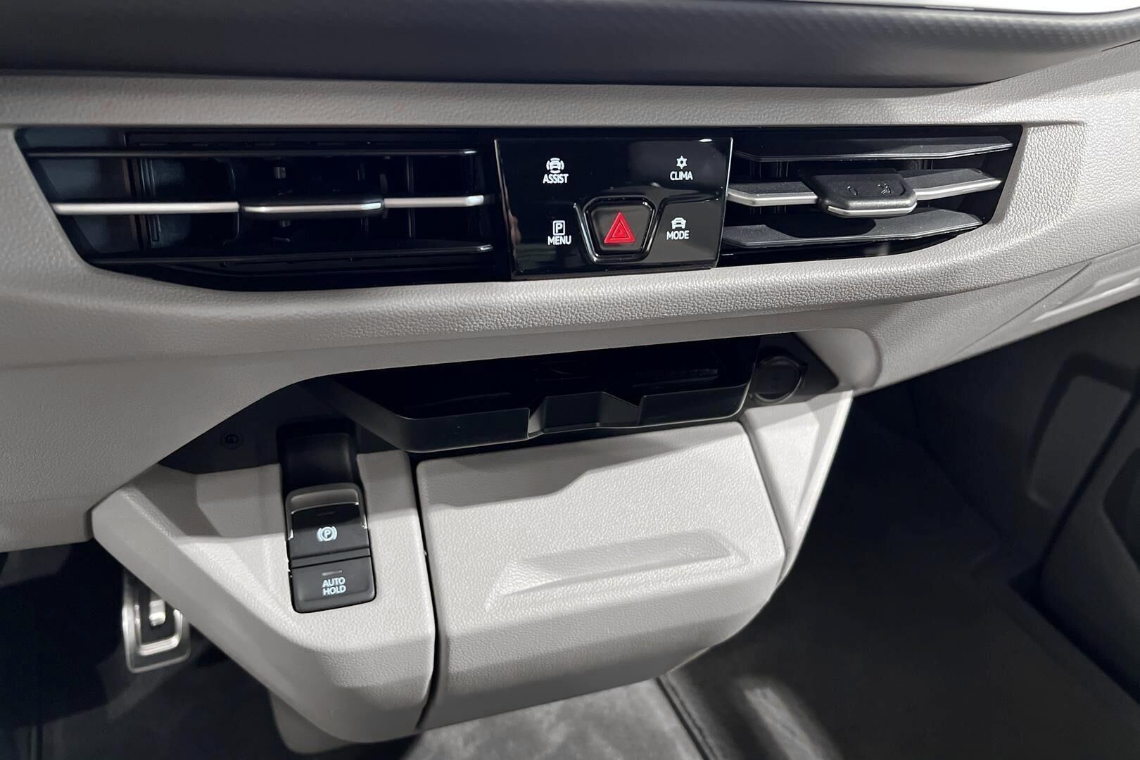 VOLKSWAGEN MULTIVAN iso kuva 20