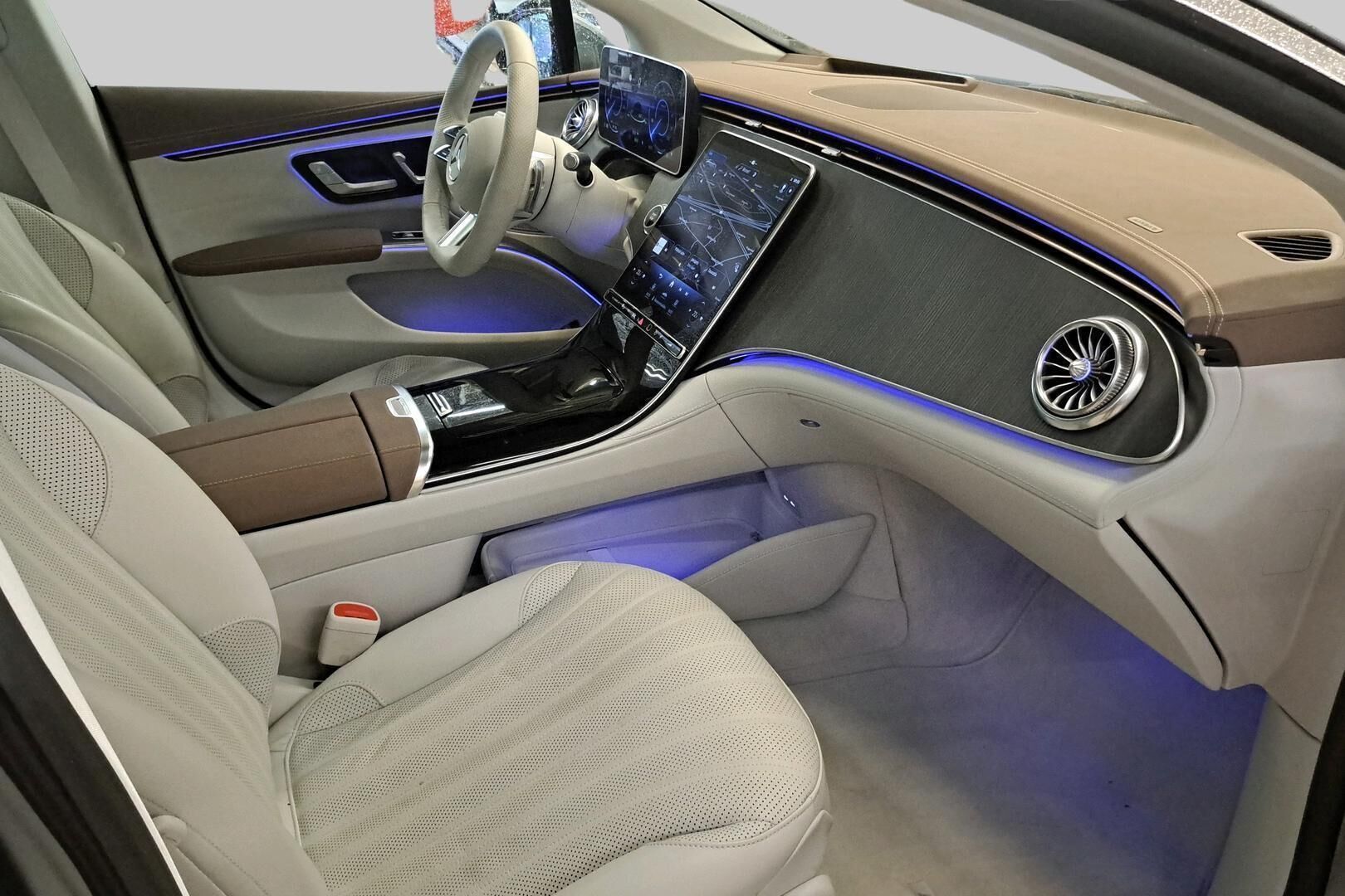 MERCEDES-BENZ EQS iso kuva 10