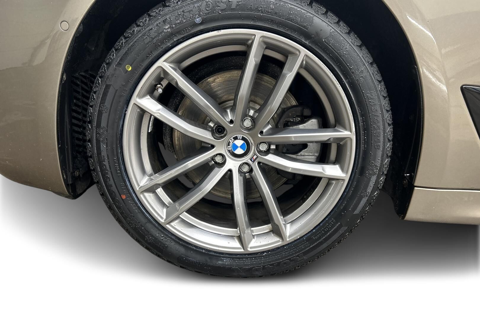 BMW 5-SARJA iso kuva 10