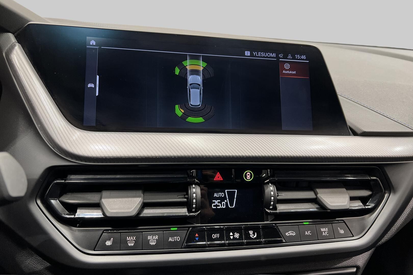 BMW 1-SARJA iso kuva 10