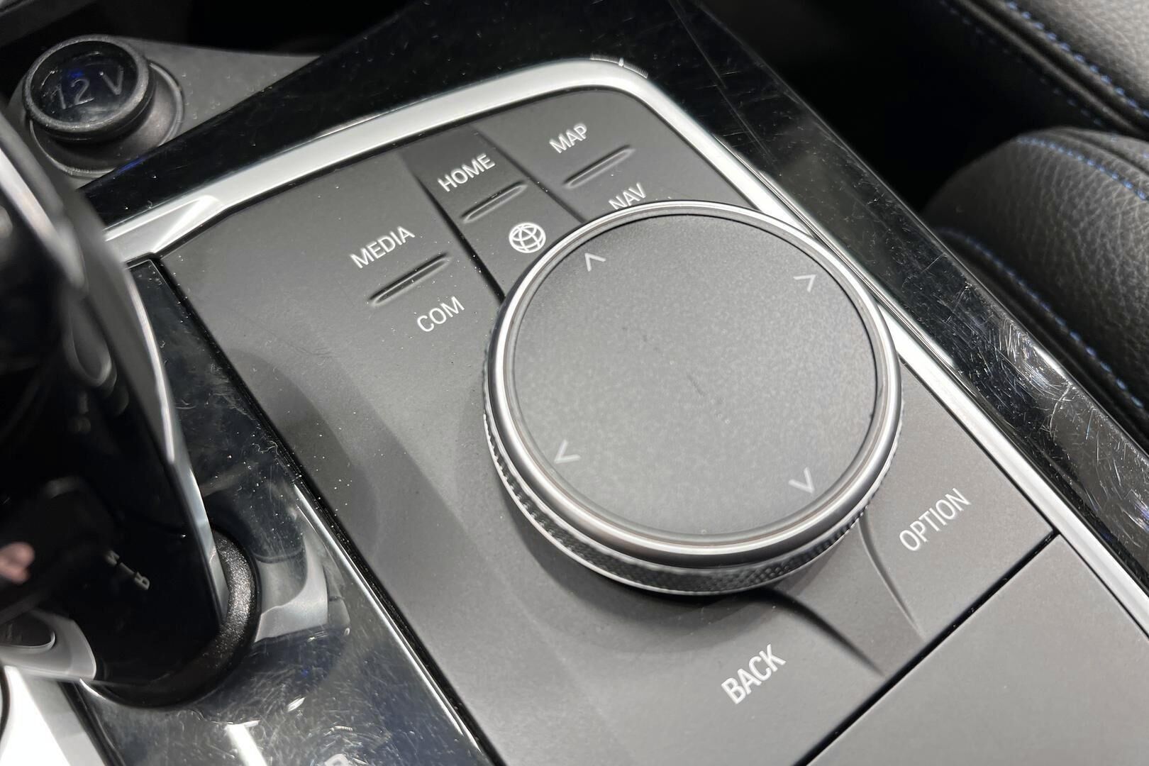 BMW 1-SARJA iso kuva 13