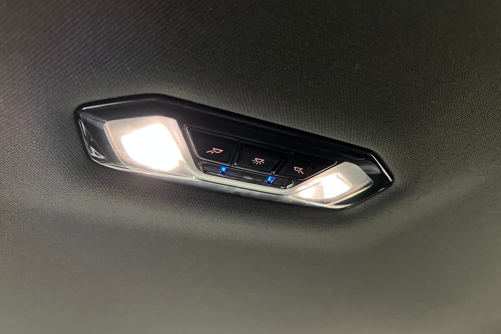 BMW 1-SARJA iso kuva 21