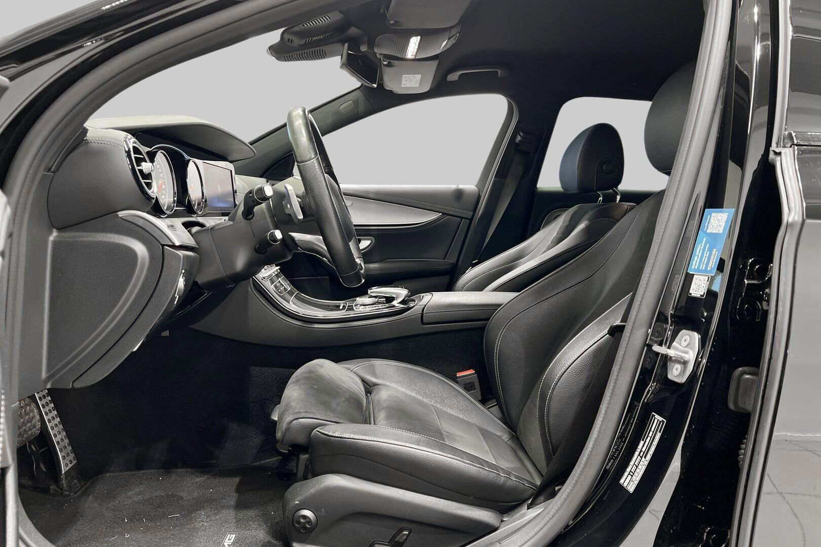 MERCEDES-BENZ E iso kuva 10