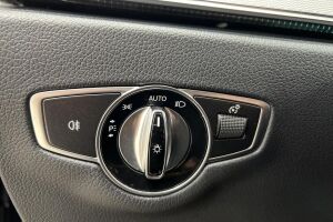 MERCEDES-BENZ E esikatselu 28