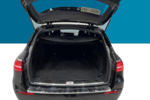 MERCEDES-BENZ E esikatselu 35