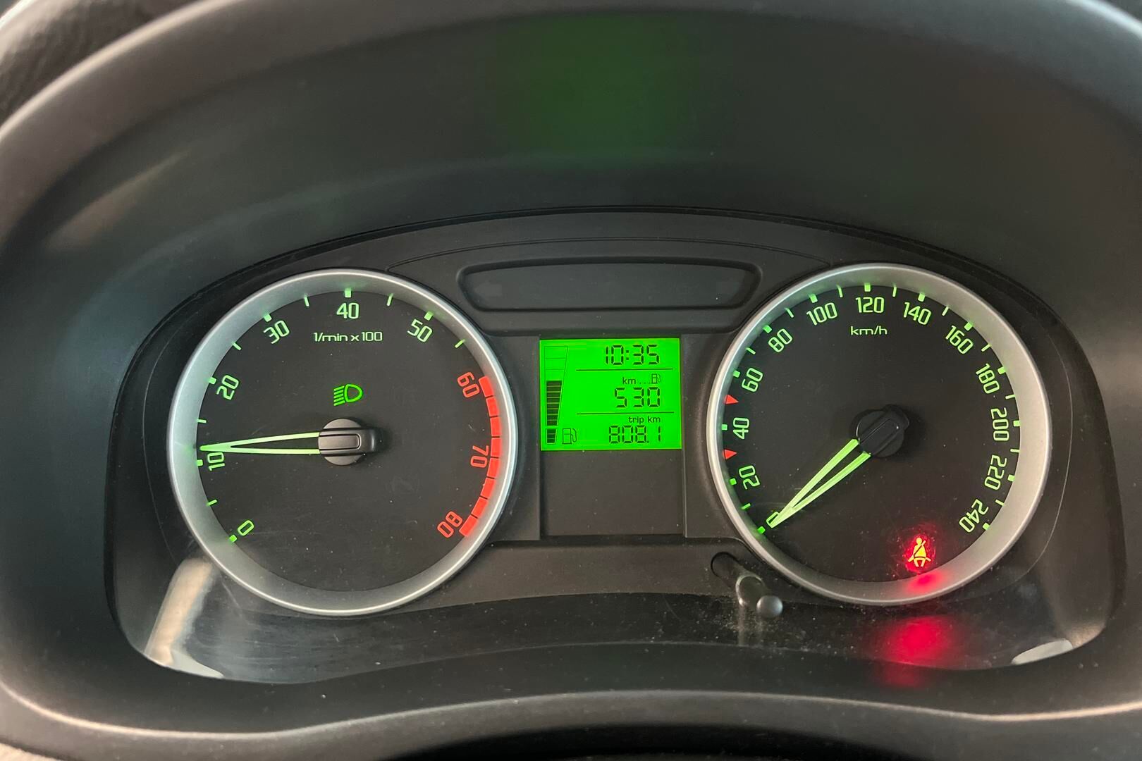 Skoda Roomster iso kuva 13