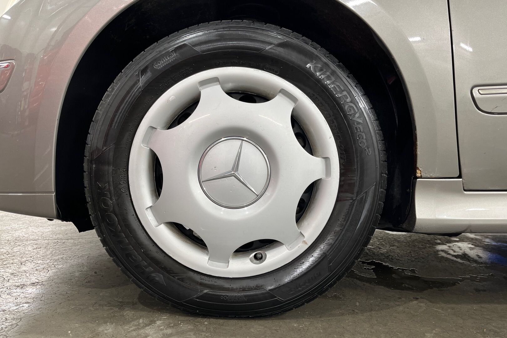 Mercedes-Benz B iso kuva 9