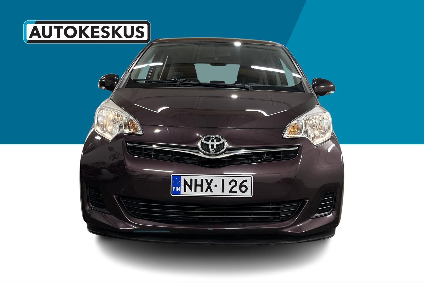 Toyota Verso-S iso kuva 1