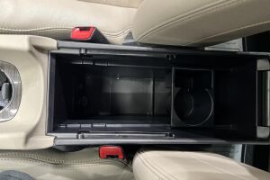 Toyota Avensis esikatselu 17