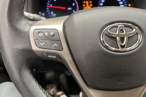 Toyota Avensis esikatselu 29